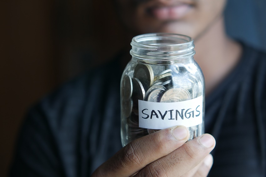 Saving and Budgeting – The Things you Must do but Probably Aren’t